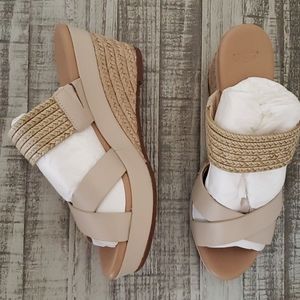 Brand new UGG Adriana Leather Wedge Sandals